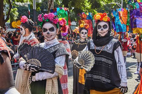 Oaxacaliente Festival: Maailmanmausteinen kokemus ja meksikolaisen kulttuurin juhla.